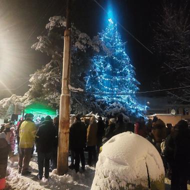 Rozsvícení vánočního stromečku, vánoční trhy